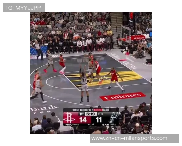 凯尔登约翰逊高效表现9投7中三分2中1贡献19分6篮板1助攻